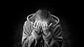 El síntoma gastrointestinal común que está vinculado al Alzheimer, según un estudio