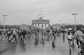 Harald Hauswald, fotógrafo en la ex RDA: “La caída del Muro de Berlín fue el golpe de libertad más fuerte de mi vida”