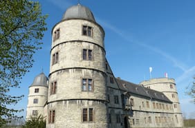 Cómo es el castillo de Wewelsburg, que los nazis quisieron convertir en el centro del mundo