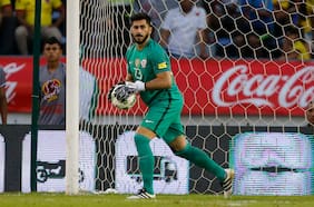 Johnny Herrera sorprende y culpa a Daniel Morón de ser borrado de la Roja en la era de Marcelo Bielsa