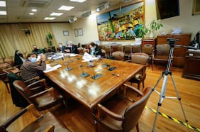 Diputados de la Comisión de Trabajo aprueban idea de legislar proyecto del gobierno de bono de $200 mil para los “saldo cero” en AFP