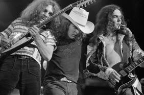Una premonición, sobrevivientes entre pantanos y una tragedia inevitable: el accidente aéreo que cambió la carrera de Lynyrd Skynyrd