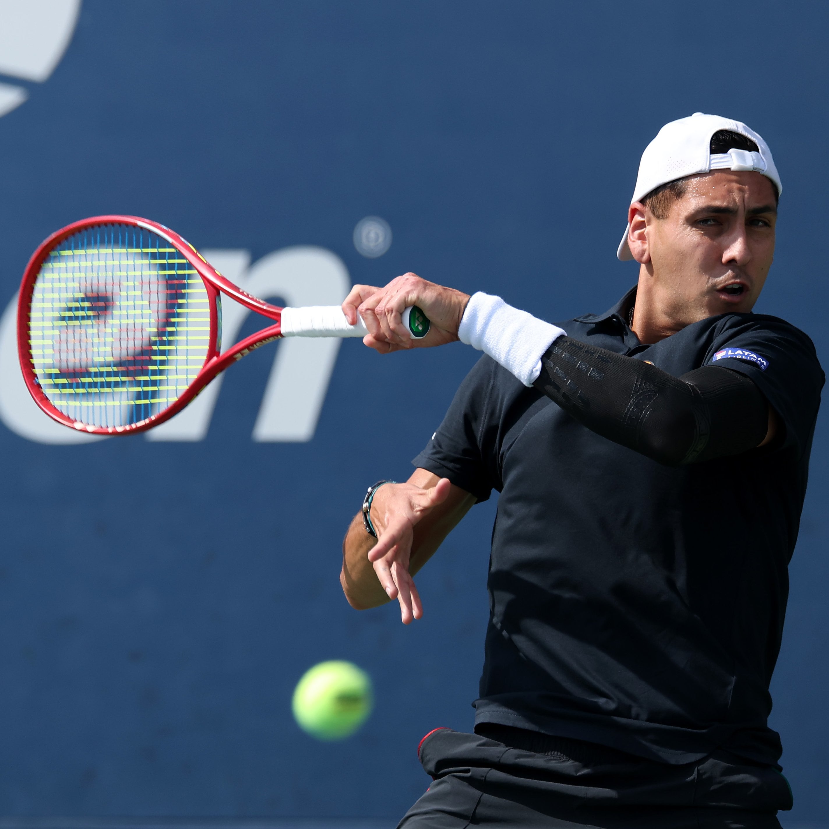 Alejandro Tabilo cae en su estreno en el Masters de Shanghái tras sufrir la remontada de Pablo Carreño