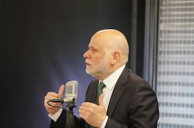 Desde la Redacción: Elizalde descarta que dichos de Kast hayan aumentado demanda por salir de Chile y responde a Carter