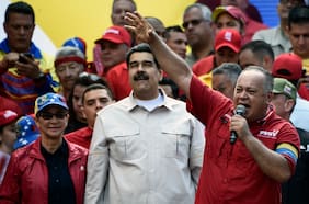 Maduro blinda su gabinete con núcleo duro del chavismo en medio de críticas de ONG a mediación de Lula, Petro y AMLO