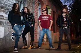 Brujo lanza su disco debut “Juicio Final”