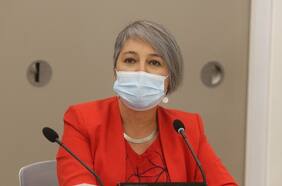 Ministra del Trabajo anuncia que la próxima semana lanzarán diálogo social para la reforma de pensiones y que durará un mes