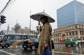 Cuándo comienza la lluvia en Santiago, según el tiempo