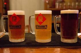 Cervecería Nacional, el bar favorito de los parroquianos de barrio Yungay