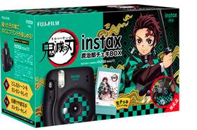 Ante el éxito de Demon Slayer Fujifilm anuncia cámaras instantáneas basadas en Tanjiro y Nezuko