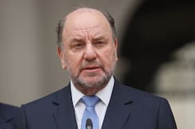 Alfredo Moreno cuestiona dichos de Vallejo sobre que cobre y litio estarían en riesgo tras operación de EE.UU. en Venezuela