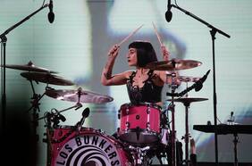 Cancamusa tras el éxito con Los Bunkers: “Me recuerda cuando yo era niña y vi a Juanita Parra también tocando batería”