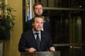 Bancada republicana pide a Contraloría indagar si honorarios de los abogados de Boric son pagados con fondos públicos