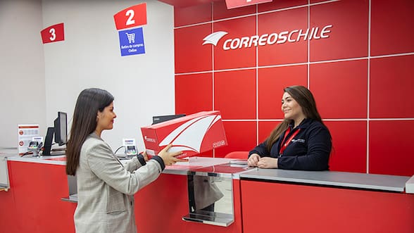 Miguel Samaniego es nombrado como nuevo presidente del directorio de Correos de Chile