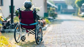 El peso invisible del Alzheimer y otras demencias en las familias cuidadoras