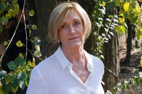 Evelyn Matthei por hostigamientos sexuales a alumnas de liceos en Providencia: “Los estudiantes están suspendidos y me la voy a jugar para que no vuelvan más al Lastarria”