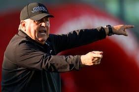 “Yo no les voy a hablar de métricas”: el filoso sarcasmo del DT de Antofagasta que toca a Nicolás Córdova