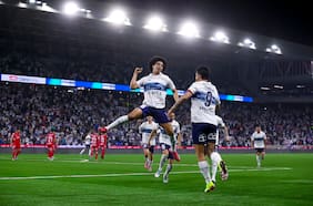 El sueño de la Copa Libertadores está más vivo: la UC vence por la mínima a Ñublense y es el nuevo escolta de Coquimbo