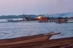 Incendio y posterior naufragio de barco en la República Democrática del Congo causó la muerte de al menos 148 personas