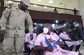 El ocaso del “héroe” contra el genocidio en Ruanda: enfrenta juicio por terrorismo
