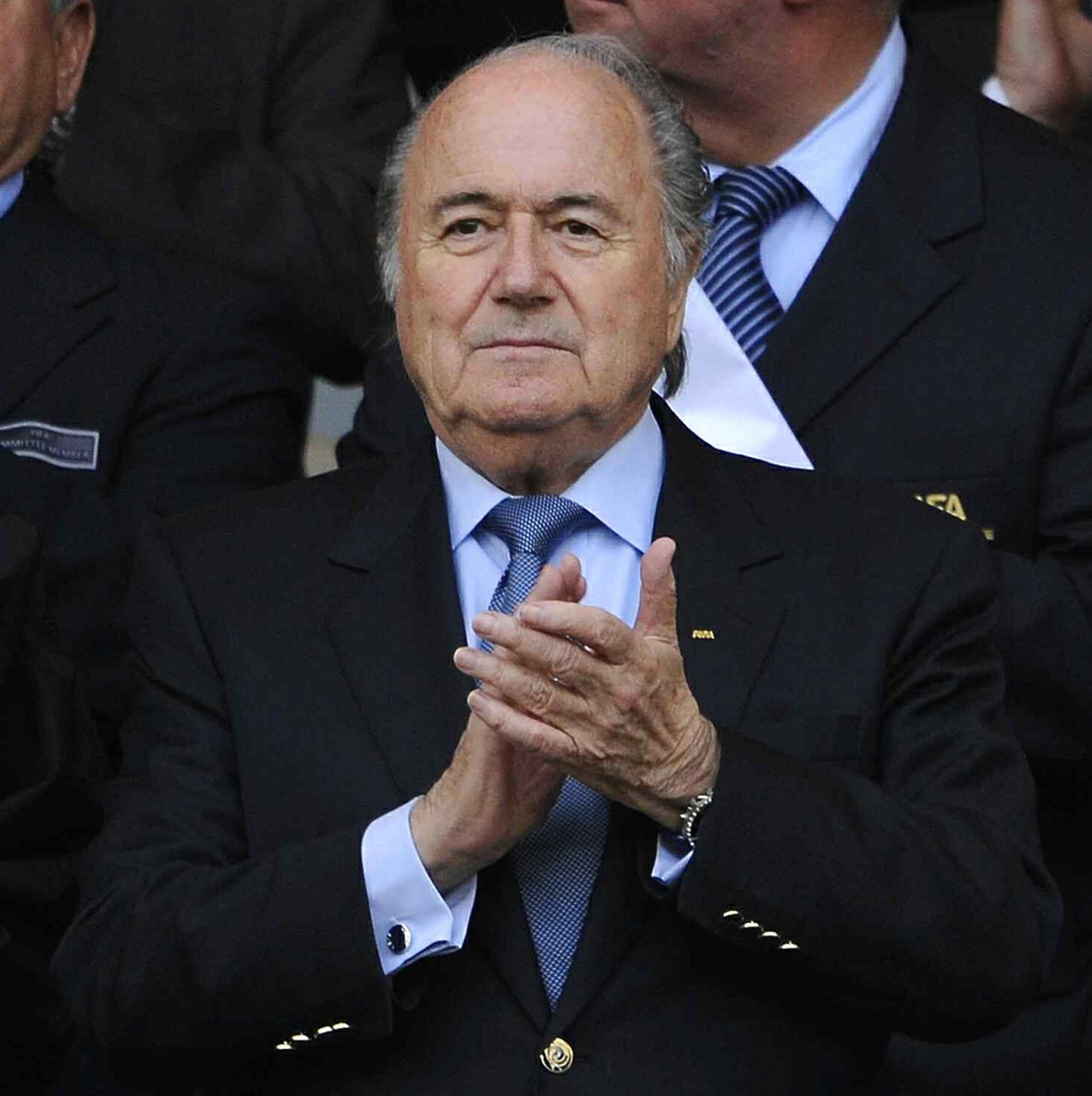 Blatter reaparece y fustiga a Infantino: "Si un país le niega la entrada a un árbitro, el Mundial no debe ser en ese país"