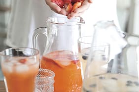 Limonada de arándanos y de frutillas