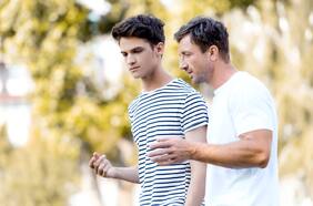 5 frases que nunca deberías decirle a tus hijos, según una especialista en paternidad de Harvard