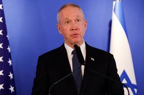 El ministro de Defensa israelí asegura a EEUU que Hezbolá usa las posiciones de la FINUL como cobertura