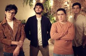 Morat y Camilo transforman el desamor en “Me toca a mí”, un himno con aire retro en su primera colaboración musical