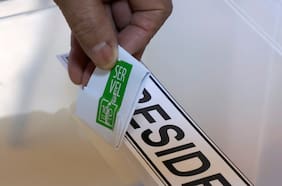 400 electores por mesa: Servel proyecta participación de un 85% del padrón en elecciones presidenciales y parlamentarias