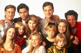 El encanto de lo simple: Tres por Tres, Bob Saget y cómo una familia disfuncional conquistó el mundo