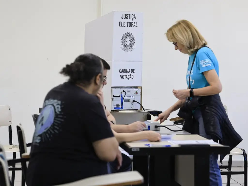 Elecciones en Brasil: Lula gana en China y Australia mientras Flávio Bolsonaro se impone en Filipinas y Tailandia