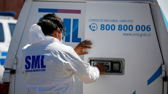 Servicio Médico Legal detalla las pericias que realizan para identificar a los fallecidos por explosión de camión en Renca