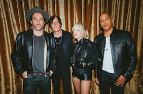 Metric mira hacia atrás para avanzar: “Queríamos recuperar esa sensación de libertad”