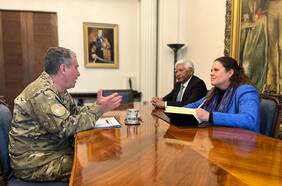 Designan a nuevo jefe del Estado Mayor Conjunto y a fiscal militar para indagar caso hackeo