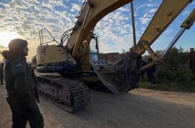 250 carabineros desplegados: así inició el desalojo de la toma Calicheros en Quilpué