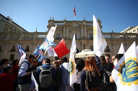 Reajuste público: gobierno afirma que salarios no se congelan y gremios anticipan piso para negociación de noviembre