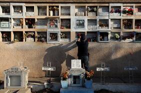 El alto precio de morir en Chile: estudio de la FNE calcula el valor promedio de un funeral