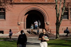 De China a Garry Kasparov: las críticas y repercusiones por el veto de Trump a Harvard por estudiantes extranjeros