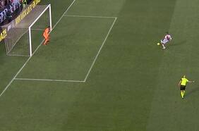 Por imitar a Cruyff y Messi: el Rayo Vallecano falla insólito lanzamiento penal