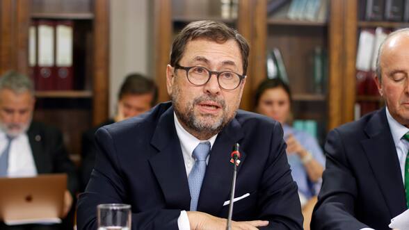 “Es lamentable”: canciller condena actuar de empresario chileno detenido en Brasil por racismo