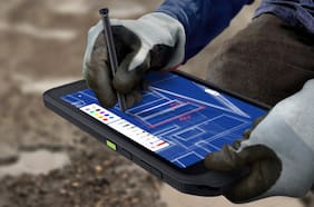 Dispositivos robustos que impulsan las operaciones en terreno: así es la línea Galaxy Rugged Devices de Samsung