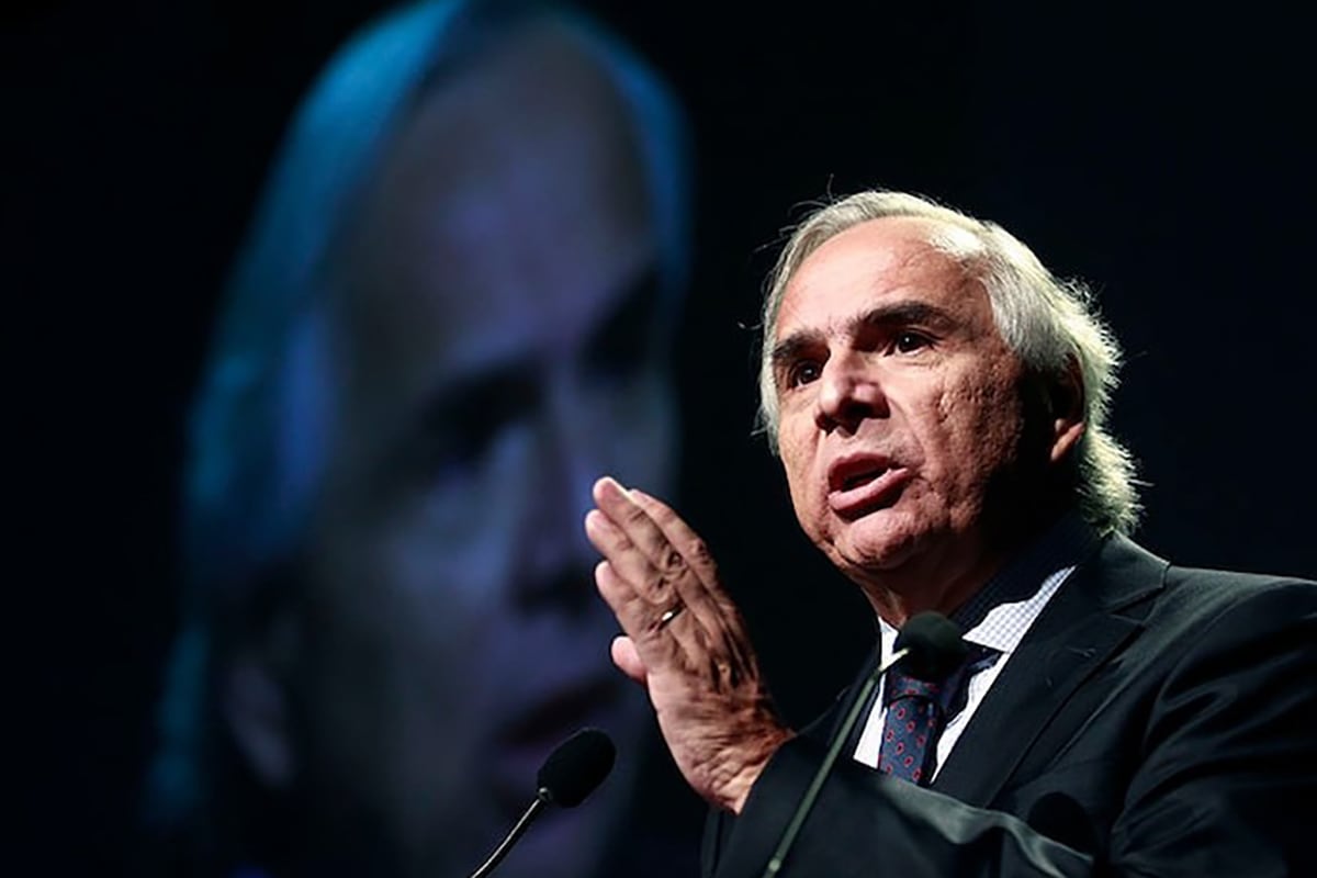 Exministro Chadwick solicita cautela de garantías en investigación por delitos de lesa humanidad