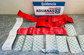 Fiscalizadores de Aduanas incautan 217 pastillas de anfetamina en aeropuerto de Punta Arenas
