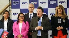 Kast insinúa que existe una “coalición de gobierno” y reabre debate pese a resistencia republicana