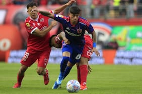 Con un polémico arbitraje de Cristián Galaz: Ñublense celebra en el final y le pone freno al andar de la U de Gago