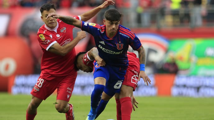 Con un polémico arbitraje de Cristián Galaz: Ñublense celebra en el final y le pone freno al andar de la U de Gago