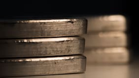 El alza en la producción de plata que acerca a Chile al sexto lugar mundial