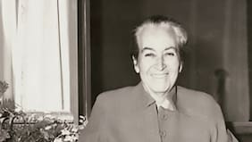 Revive la disputa por las cartas de Gabriela Mistral en una novela: “Esos documentos generaban muchas ansiedades”