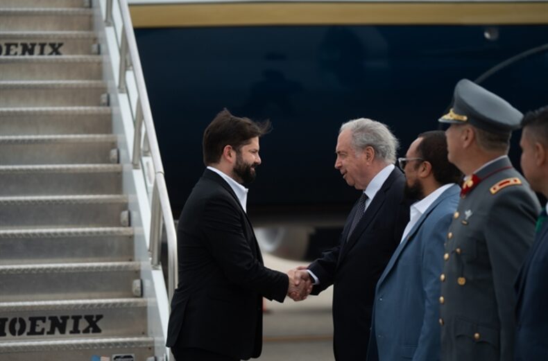 Gabriel Boric Juan Gabriel Valdés